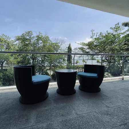 B.Suites 21 Kota Kinabalu Dış mekan fotoğraf