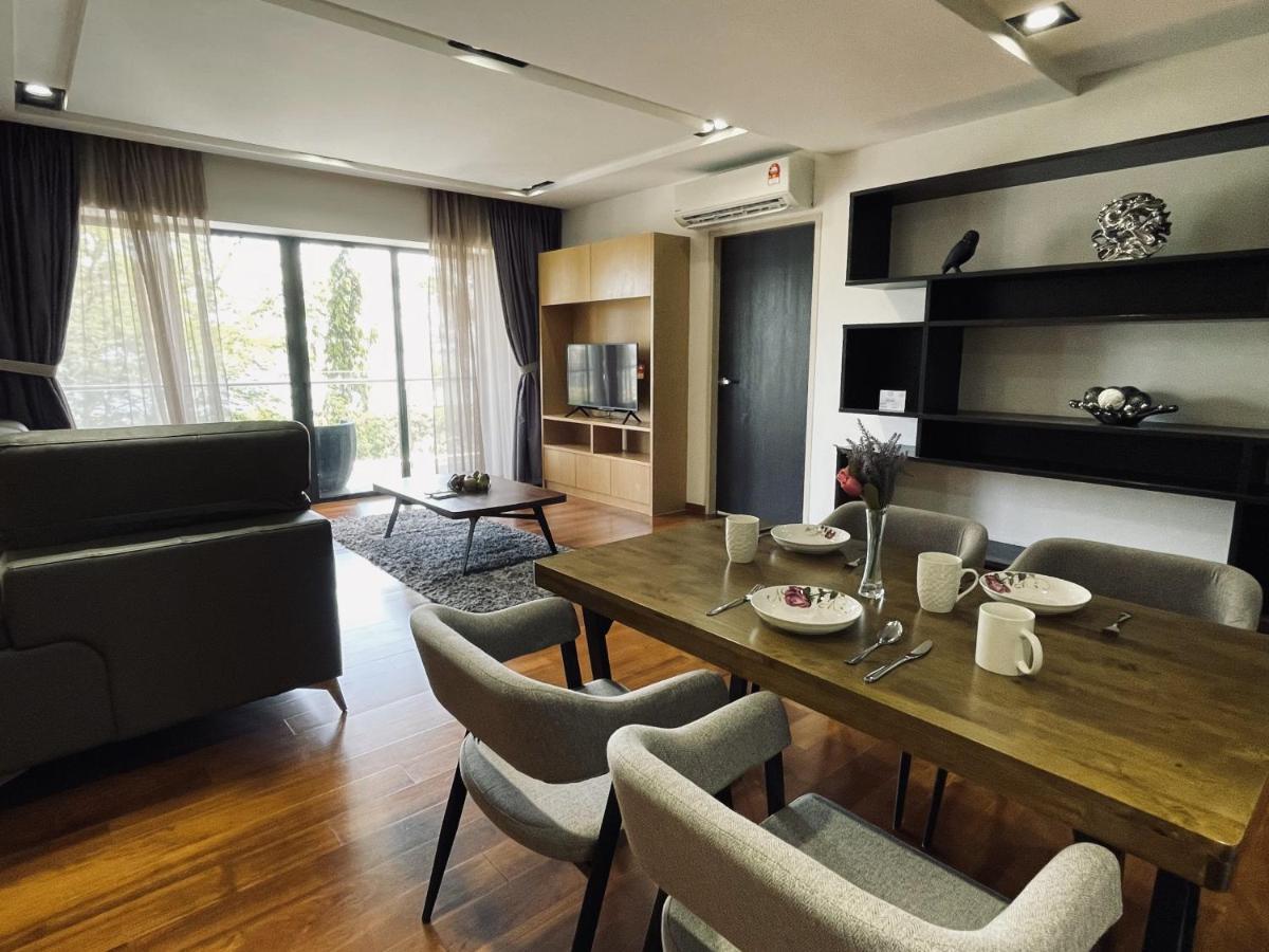 B.Suites 21 Kota Kinabalu Dış mekan fotoğraf