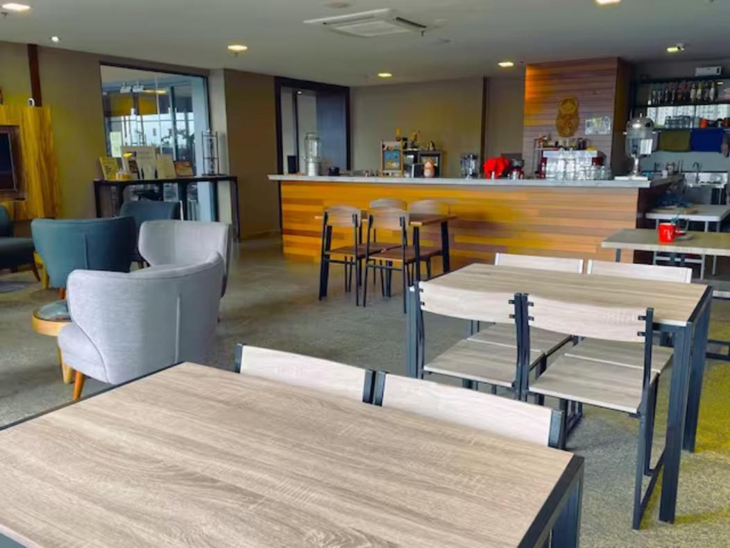 B.Suites 21 Kota Kinabalu Dış mekan fotoğraf