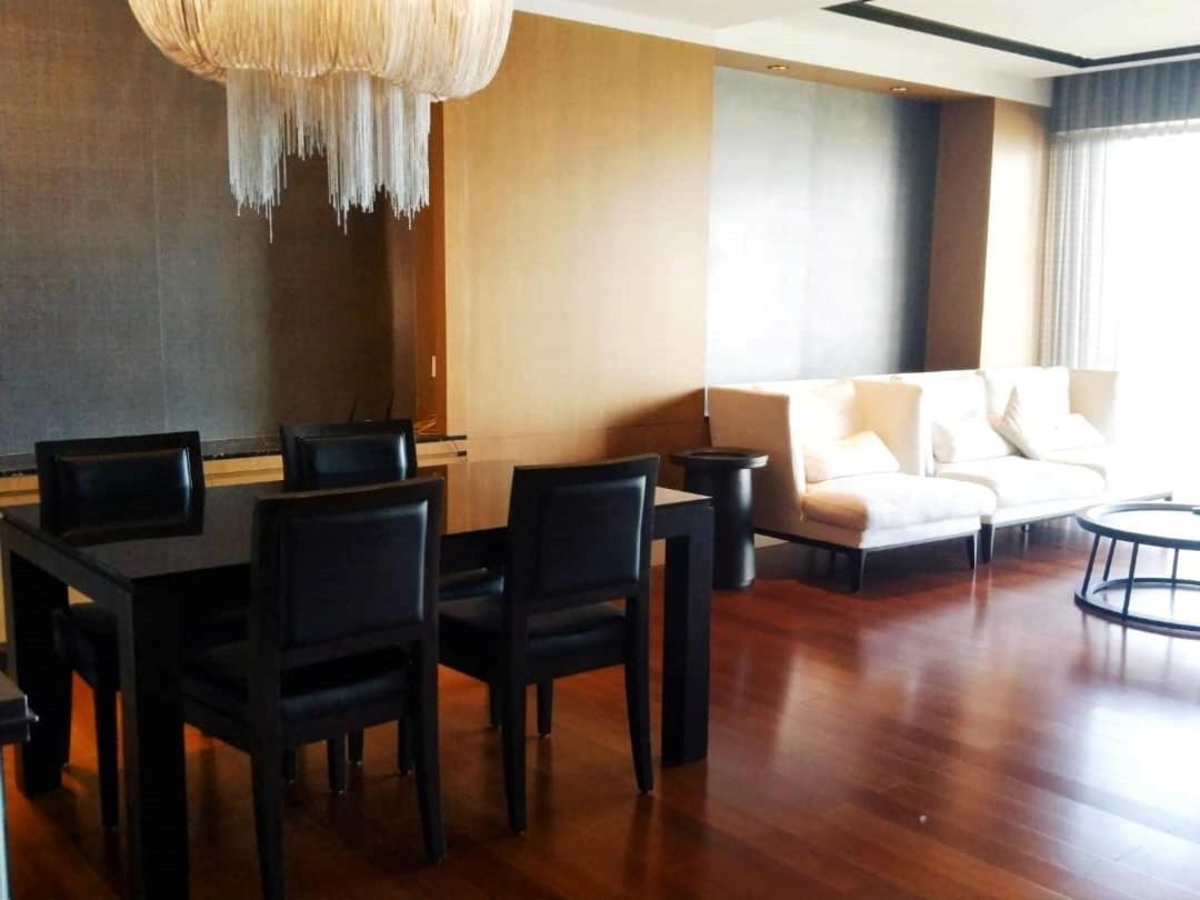 B.Suites 21 Kota Kinabalu Dış mekan fotoğraf